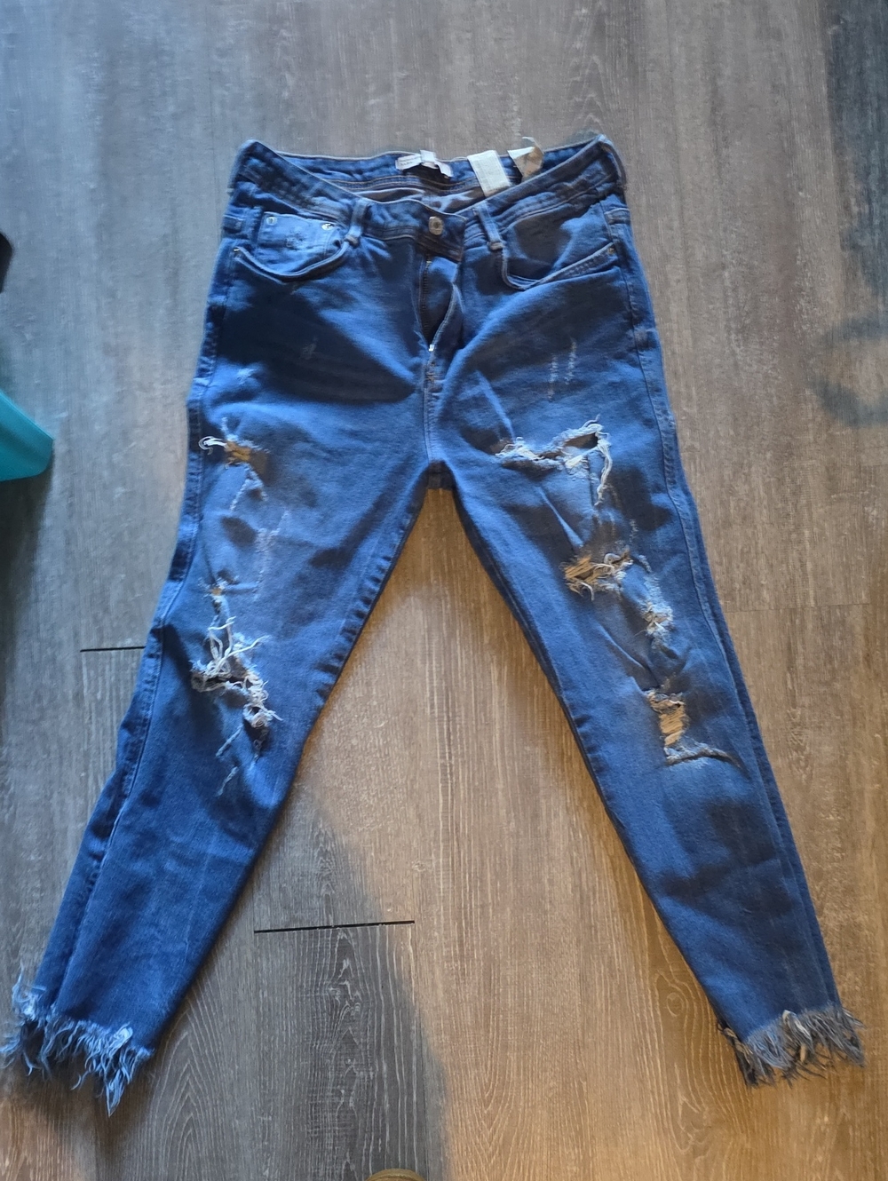FREE ADD ON Zara Women's Distressed Skinny Jeans in Dark Blue